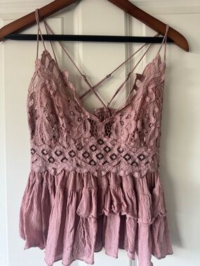 Mauve Pink Lace Crochet Tiered Camisole Top